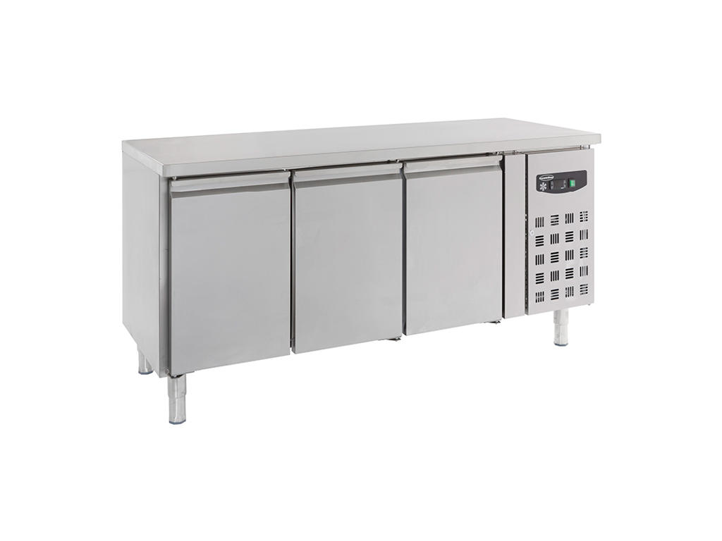 Refrigerated display case 3 doors +2/+8 417 ltr