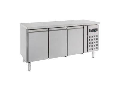 Refrigerated display case 3 doors +2/+8 417 ltr