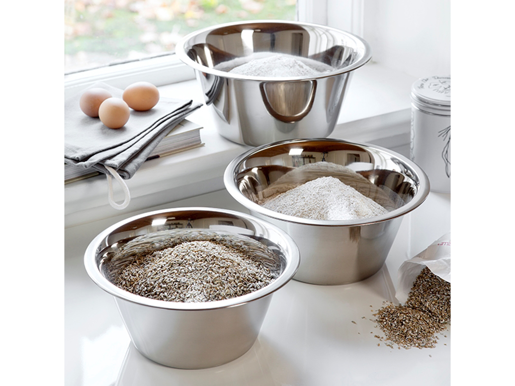 Bowl set with 3 bowls