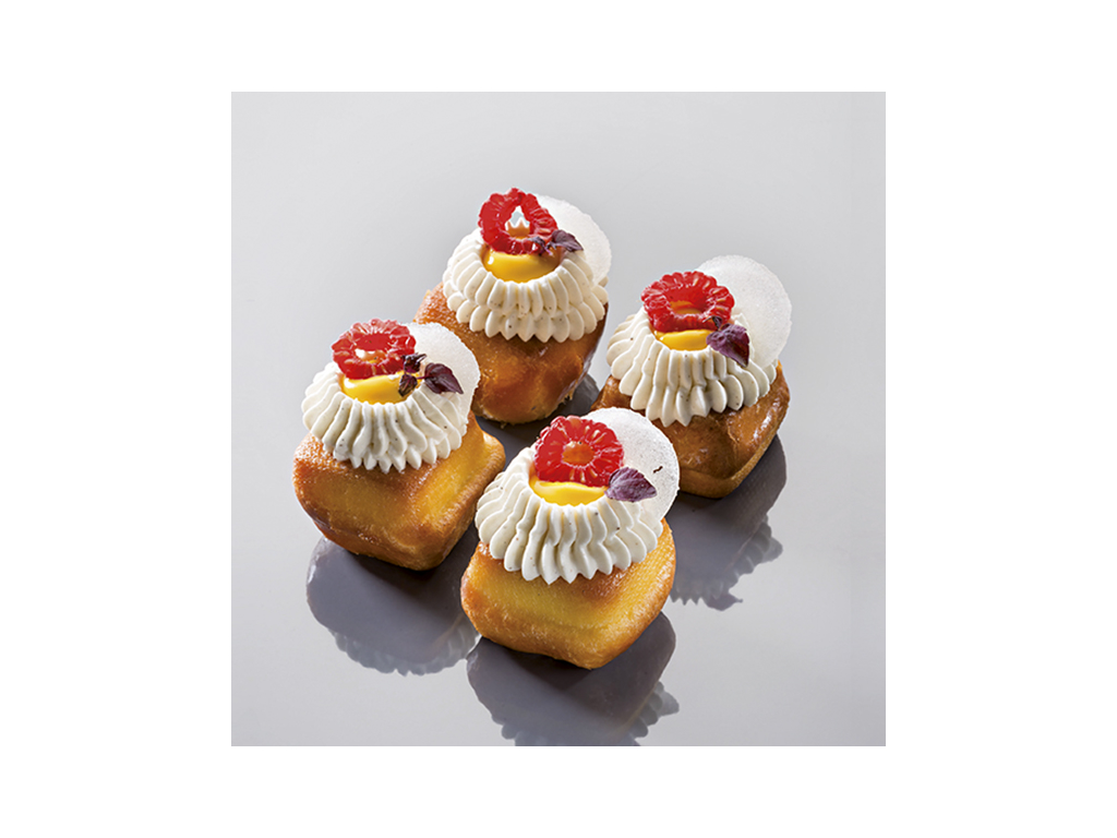 Baking mold Formasil 24 pieces square 27 ml