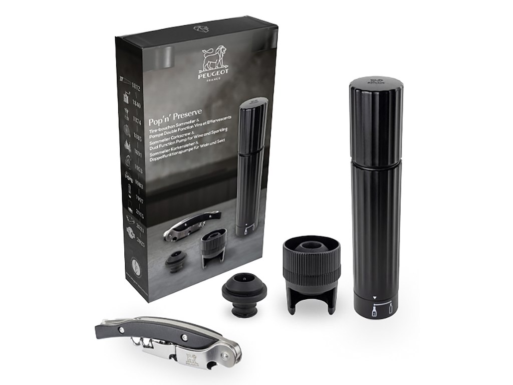 Gift set with wine pump and corkscrew