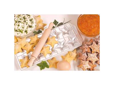 Ravioli form for 18 pcs. star-shaped