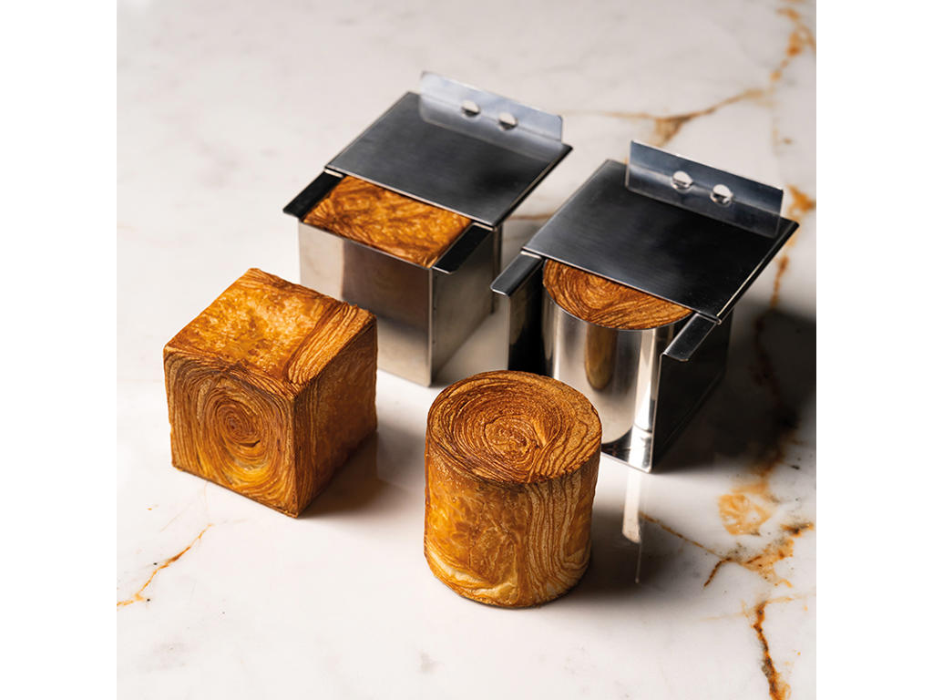 Mold for Croissants Geometric Cylinder