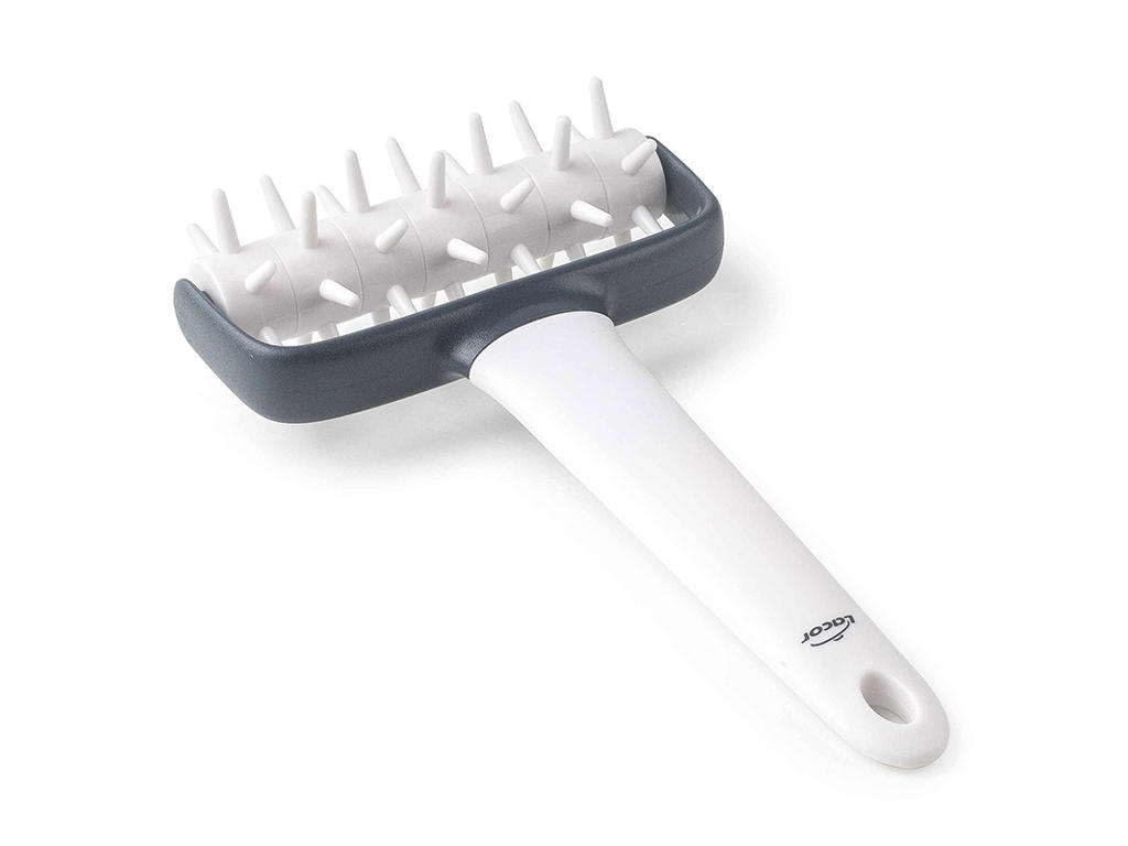 Prick roll Plastic 7 Wheels 14x19.5 cm