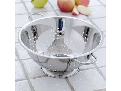 Colander 24 cm RF on foot with handle