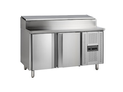 Saladette 2 doors 60x40 stand: 7xGN1/3