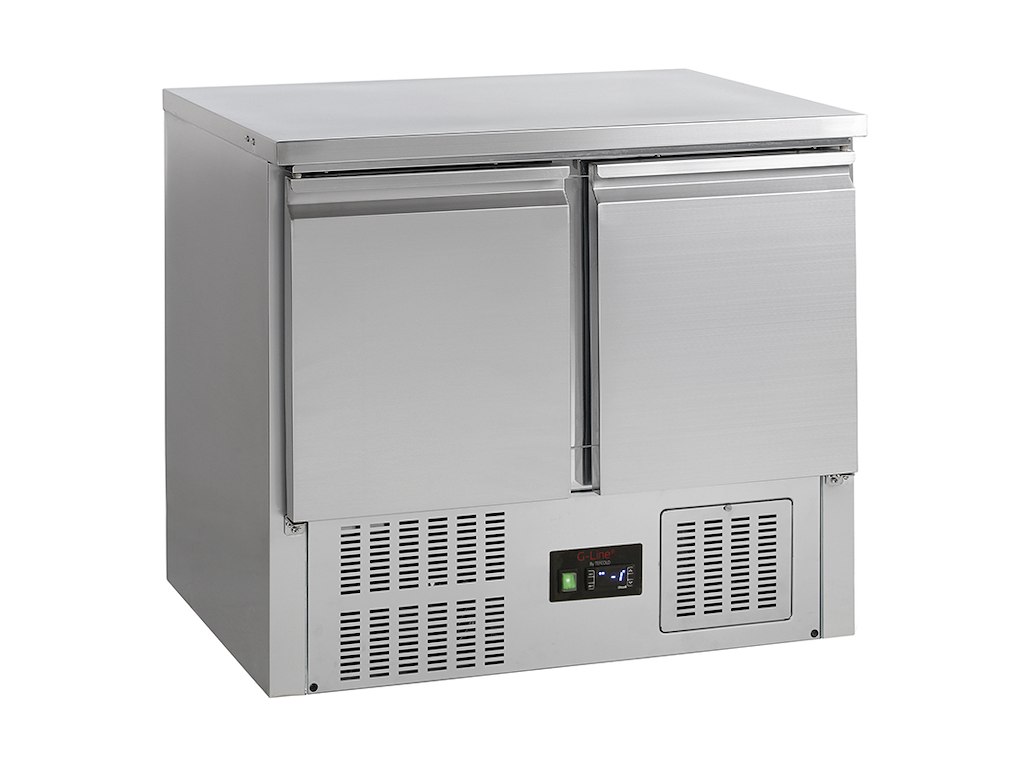 Refrigerated display case 2 doors GN1/1 with cooler in the bottom